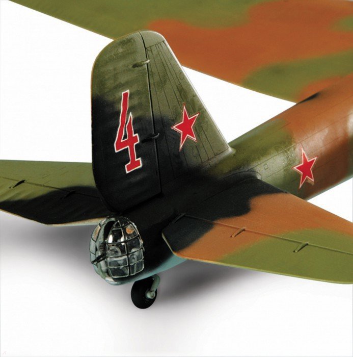 Иллюстрация 6 из 11 для Сборная модель "Советский дальний бомбардировщик Пе-8" (7264) | Лабиринт - игрушки. Источник: Лабиринт