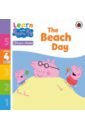 look and learn fun phonics sticker book The Beach Day. Level 4. Book 4