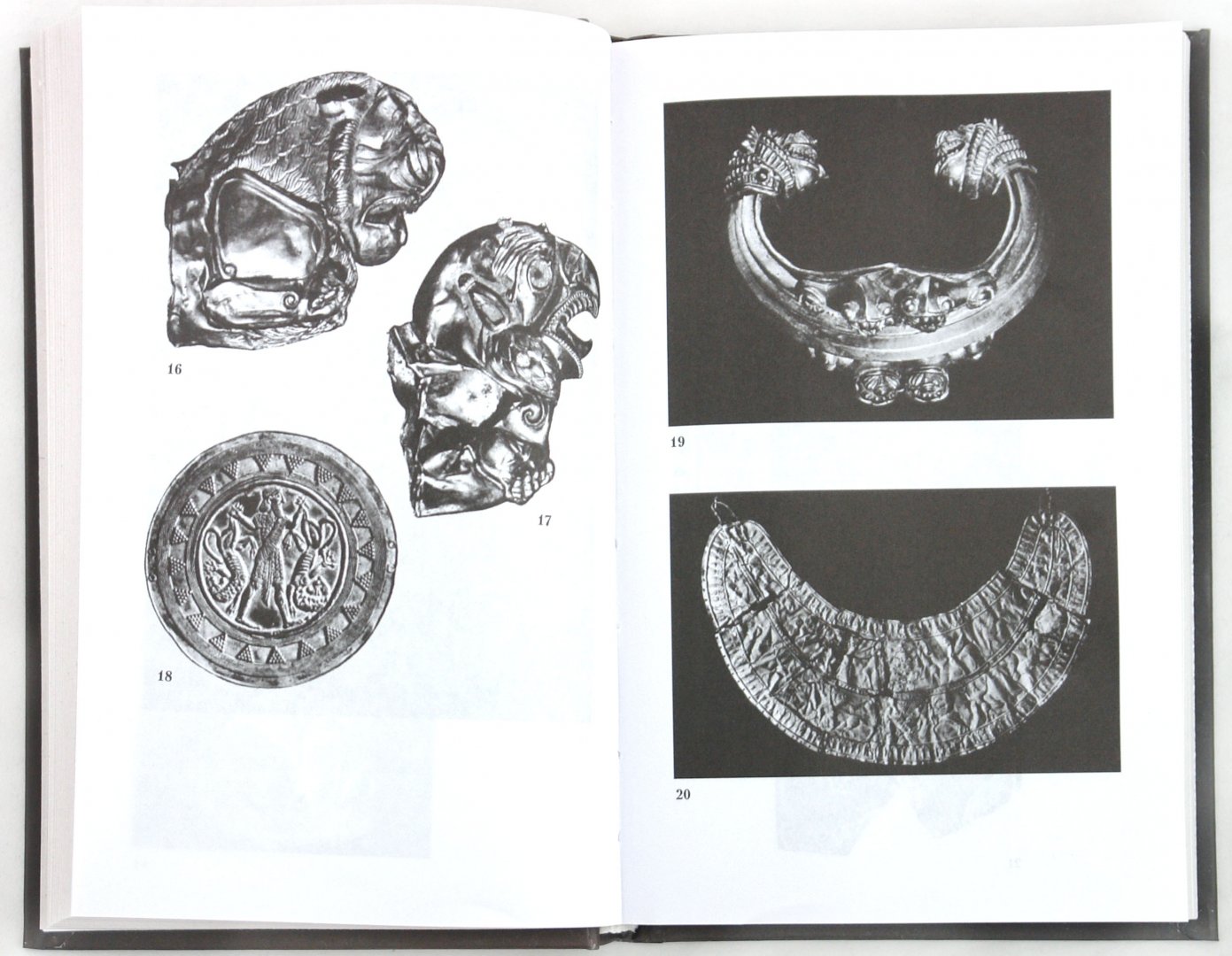 Иллюстрация 1 из 37 для Персы и мидяне. Подданные империи Ахеменидов - Уильям Куликан | Лабиринт - книги. Источник: Лабиринт