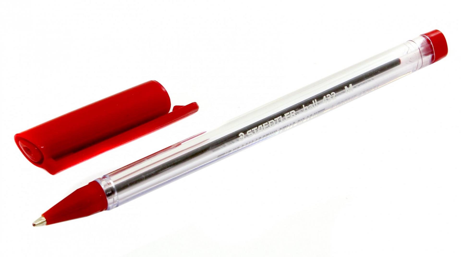 Иллюстрация 1 из 2 для Шариковая ручка Ball, 0,5 мм, красная (432M-2) | Лабиринт - канцтовы. Источник: Лабиринт