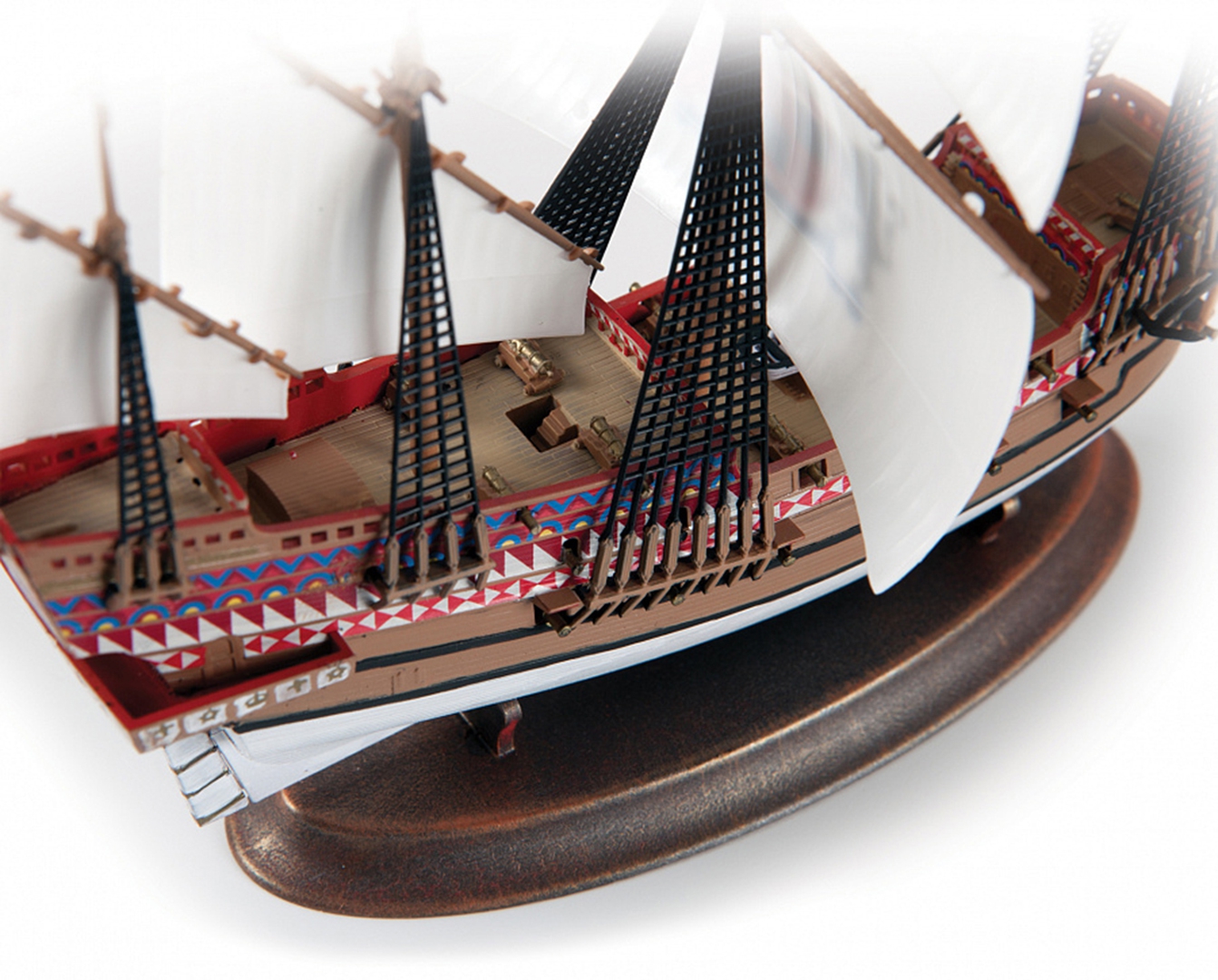 Иллюстрация 1 из 15 для Сборная модель "Флагманский корабль Френсиса Дрейка "Ревендж" (6500П) | Лабиринт - игрушки. Источник: Лабиринт